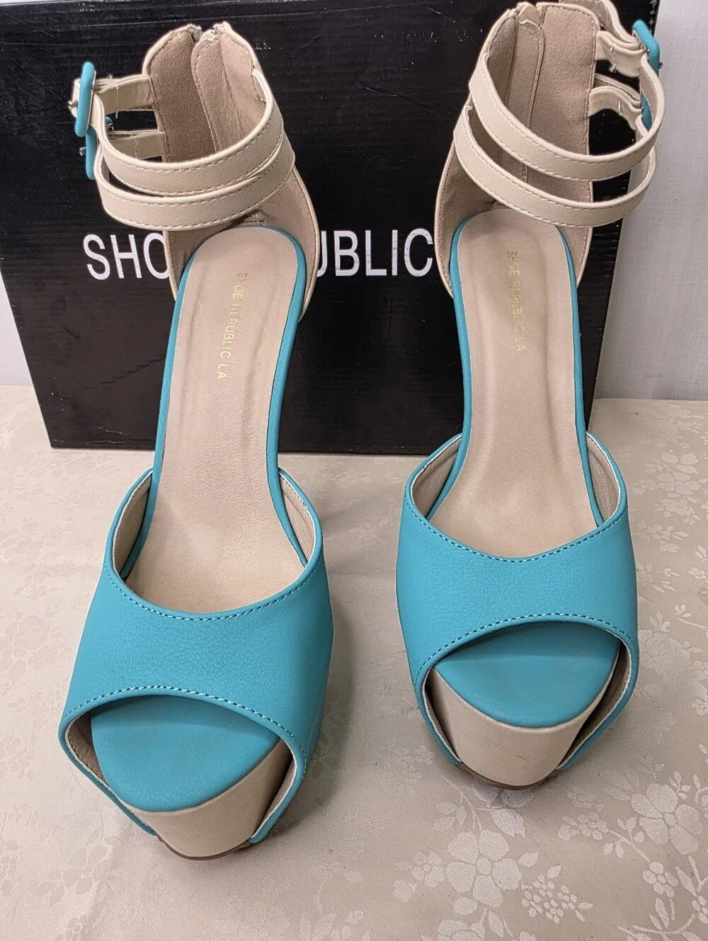 Shoe Republic LA Reeves Turquoise Platform Sandals Heels Size 7.5